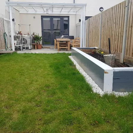 Barnoaks House - Private Ensuite Bathroom Dublin