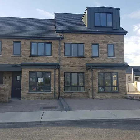 Δωμάτια σε οικογενειακή κατοικία Private Ensuite Bathroom At Barnoaks House