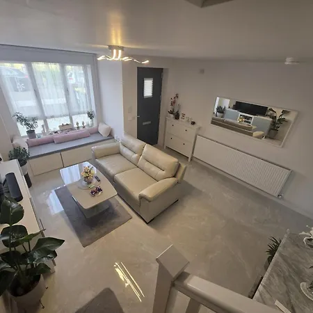 Barnoaks With Ensuite Bathroom - Privatunterkunft *