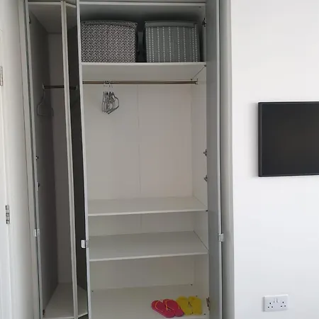 Homestay Barnoaks House - Private Ensuite Bathroom Dublin